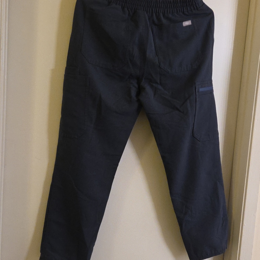 Figs Navy Technical Collection Scrub Cargo Pants with Hot Pink Drawstring - Picture 2 of 3